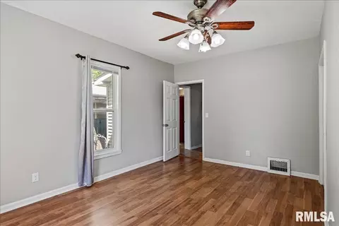 1101 W Maple Ave S, Springfield, IL 62704 photo 17