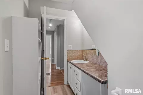 1101 W Maple Ave S, Springfield, IL 62704 photo 31
