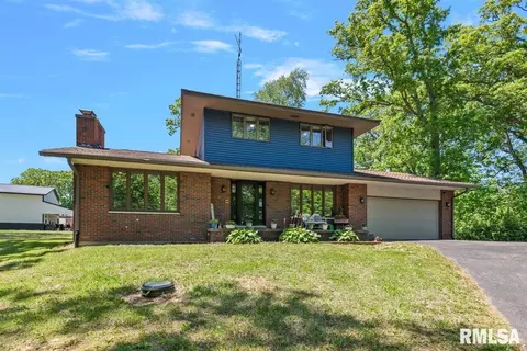 49 Etherton Ln, Springfield, IL 62712