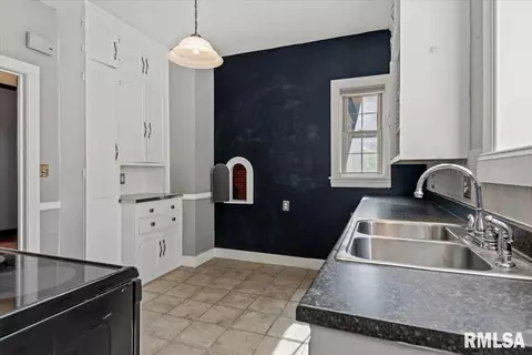 Other - 1907 S 5th St, Springfield, IL 62703 photo 2 of 5