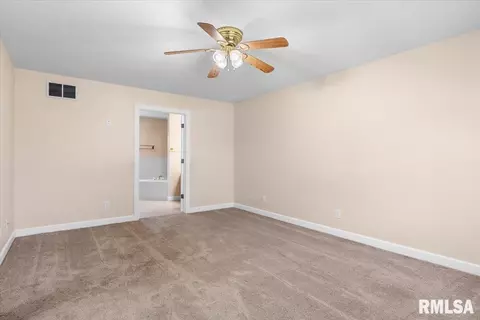 Bedroom - 3700 Bergamot Dr, Springfield, IL 62712 photo 1 of 7