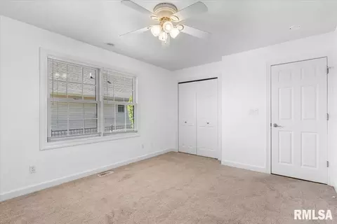 Bedroom - 3700 Bergamot Dr, Springfield, IL 62712 photo 6 of 7