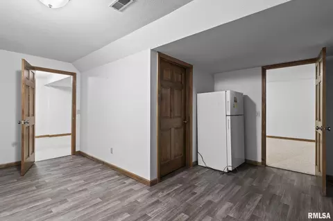 Entry Way - 2529 Wydown Ave, Springfield, IL 62704 photo 1 of 1