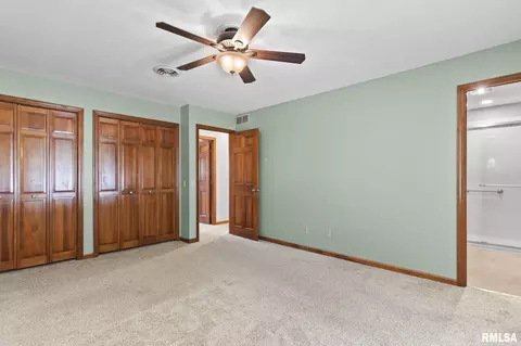Bedroom - 2529 Wydown Ave, Springfield, IL 62704 photo 5 of 13