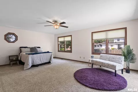 Bedroom - 2529 Wydown Ave, Springfield, IL 62704 photo 3 of 13