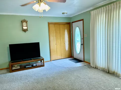 Entry Way - 2405 Eastview Dr, Springfield, IL 62702 photo 1 of 1