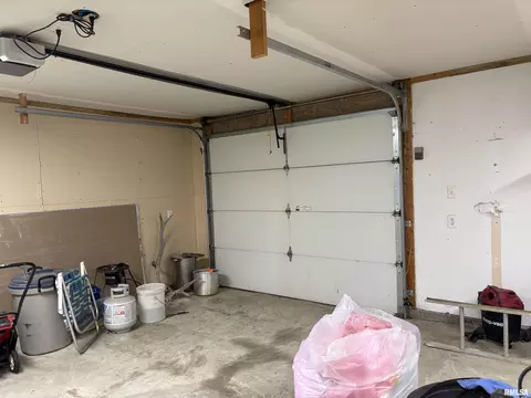 Other - 2405 Eastview Dr, Springfield, IL 62702 photo 11 of 11