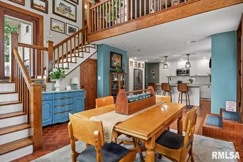 Dining - 4502 Gaule Rd, Springfield, IL 62712 photo 1 of 2