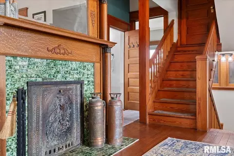 Entry Way - 4502 Gaule Rd, Springfield, IL 62712 photo 3 of 15