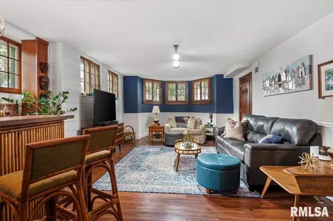 Living - 4502 Gaule Rd, Springfield, IL 62712 photo 6 of 7
