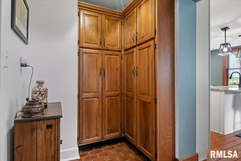 Entry Way - 4502 Gaule Rd, Springfield, IL 62712 photo 10 of 15