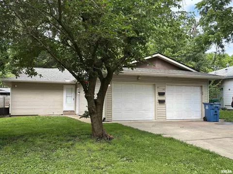 141 N Douglas Ave, Springfield, IL 62702