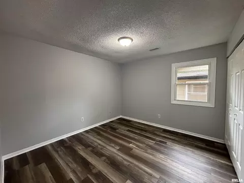 Bedroom - 141 N Douglas Ave, Springfield, IL 62702 photo 1 of 2