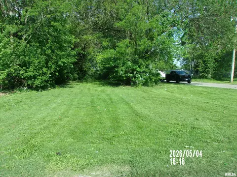 1530 S 17th St, Springfield, IL 62703
