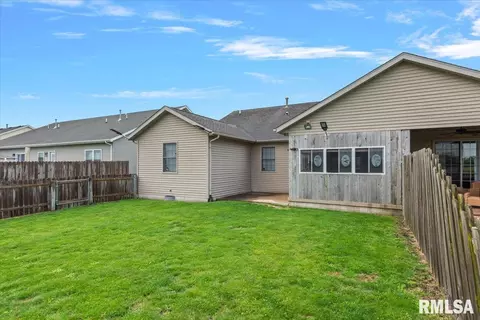 Exterior - 3817 Sugar Loaf Dr, Springfield, IL 62711 photo 7 of 7