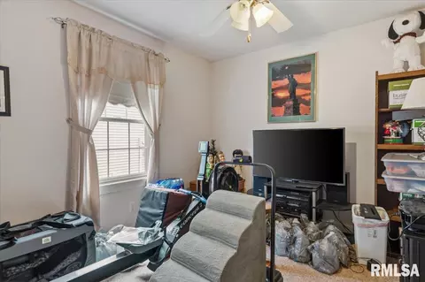 Bedroom - 3817 Sugar Loaf Dr, Springfield, IL 62711 photo 1 of 7