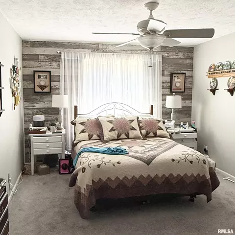 Bedroom - 97 White Pine Dr, Springfield, IL 62712 photo 1 of 2