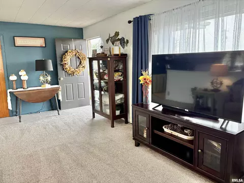 Entry Way - 2641 90th St, Gerlaw, IL 61435 photo 1 of 1