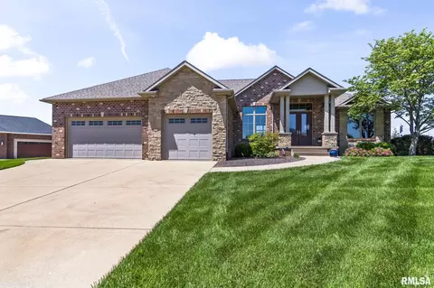 Exterior - 5309 Whitemarsh Ct, Springfield, IL 62711 photo 4 of 23