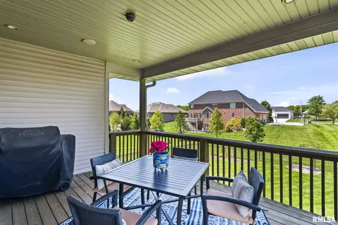 Exterior - 5309 Whitemarsh Ct, Springfield, IL 62711 photo 7 of 23