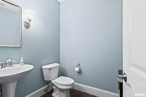 Bath - 5309 Whitemarsh Ct, Springfield, IL 62711 photo 6 of 7