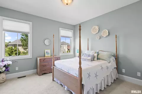 Bedroom - 5309 Whitemarsh Ct, Springfield, IL 62711 photo 4 of 8