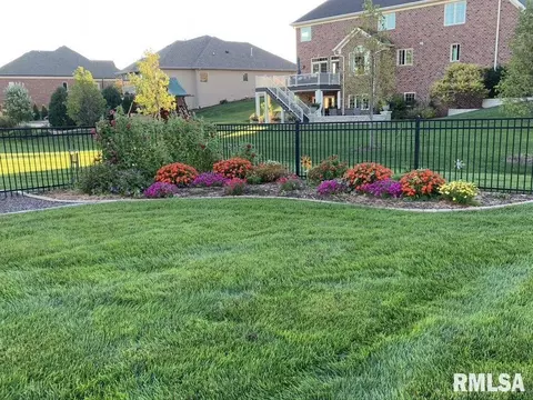 Exterior - 5309 Whitemarsh Ct, Springfield, IL 62711 photo 16 of 23