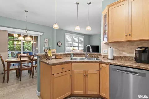 Kitchen - 2503 Interlacken Dr, Springfield, IL 62704 photo 2 of 4
