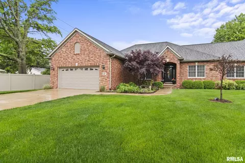 2503 Interlacken Dr, Springfield, IL 62704