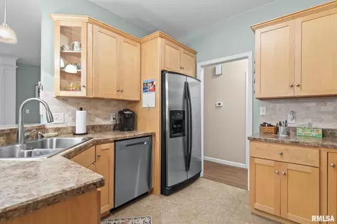 Kitchen - 2503 Interlacken Dr, Springfield, IL 62704 photo 1 of 4