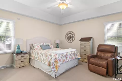 Bedroom - 2503 Interlacken Dr, Springfield, IL 62704 photo 1 of 8