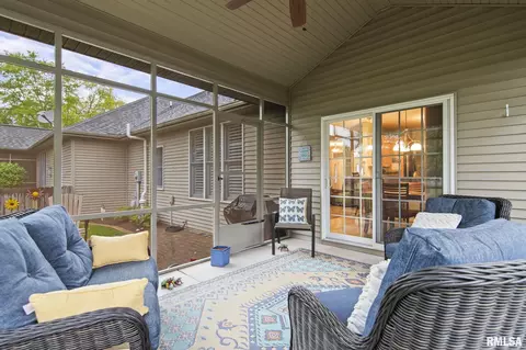 Exterior - 2503 Interlacken Dr, Springfield, IL 62704 photo 3 of 6