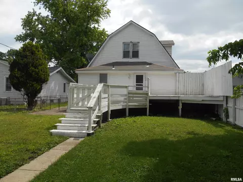 Exterior - 1805 E Keys Ave, Springfield, IL 62702 photo 9 of 10