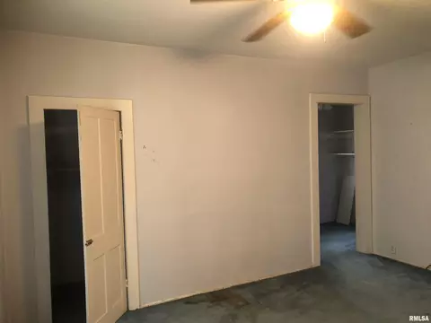 Bedroom - 1805 E Keys Ave, Springfield, IL 62702 photo 5 of 8