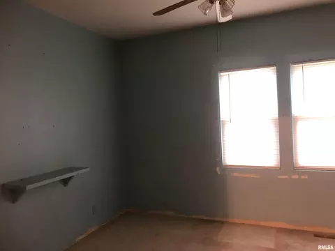 Bedroom - 1805 E Keys Ave, Springfield, IL 62702 photo 4 of 8