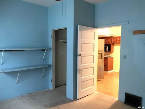Bedroom - 1805 E Keys Ave, Springfield, IL 62702 photo 2 of 8