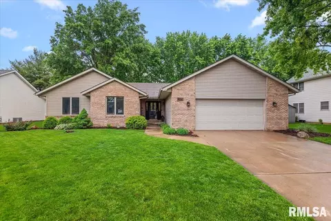 225 Appomattox Dr, Springfield, IL 62711