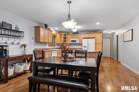 Entry Way - 225 Appomattox Dr, Springfield, IL 62711 photo 1 of 1