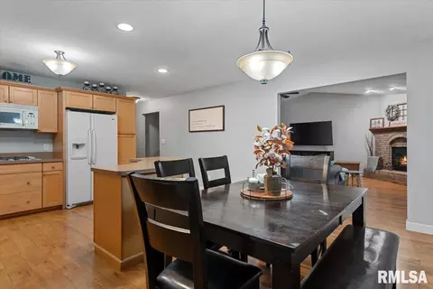 Other - 225 Appomattox Dr, Springfield, IL 62711 photo 2 of 4