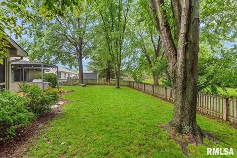 Exterior - 225 Appomattox Dr, Springfield, IL 62711 photo 12 of 12