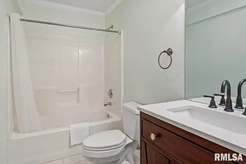 Bath - 5001 Eagle Rdg, Springfield, IL 62711 photo 7 of 7