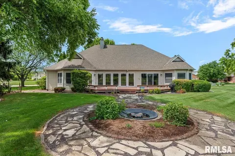 Exterior - 5001 Eagle Rdg, Springfield, IL 62711 photo 5 of 8