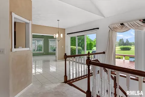Entry Way - 5001 Eagle Rdg, Springfield, IL 62711 photo 4 of 4