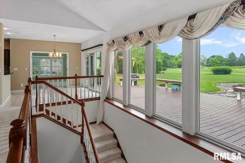 Entry Way - 5001 Eagle Rdg, Springfield, IL 62711 photo 3 of 4