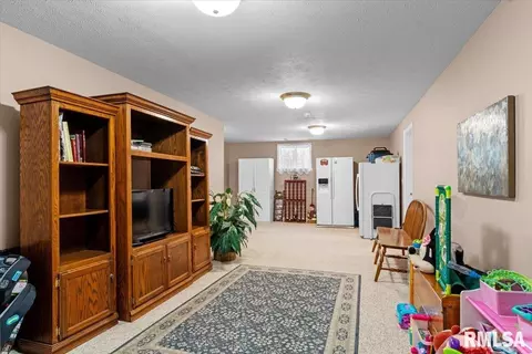 Entry Way - 5316 Manhattan Dr, Springfield, IL 62711 photo 5 of 6