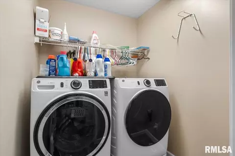 Other - 5316 Manhattan Dr, Springfield, IL 62711 photo 8 of 10