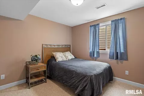 Bedroom - 5316 Manhattan Dr, Springfield, IL 62711 photo 6 of 6