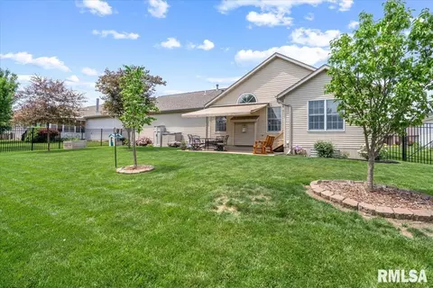 Exterior - 5316 Manhattan Dr, Springfield, IL 62711 photo 9 of 13