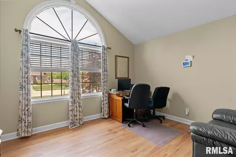 Other - 5316 Manhattan Dr, Springfield, IL 62711 photo 5 of 10