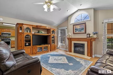 Other - 5316 Manhattan Dr, Springfield, IL 62711 photo 1 of 10